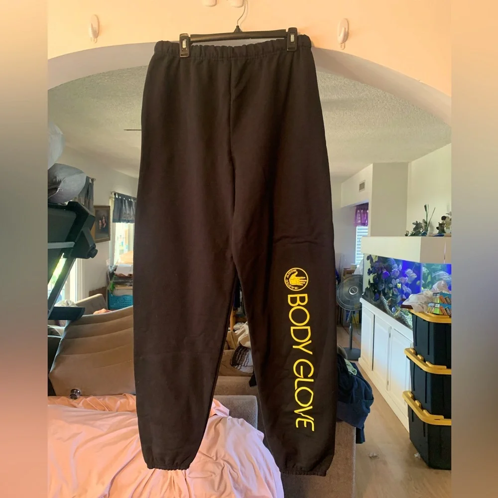 Body Glove Sweats - Picture 1 of 9